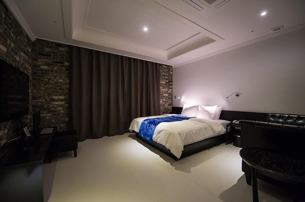 Hotel Floce Пучхон Екстер'єр фото
